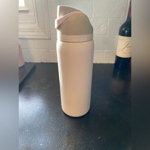 Owala water bottle
